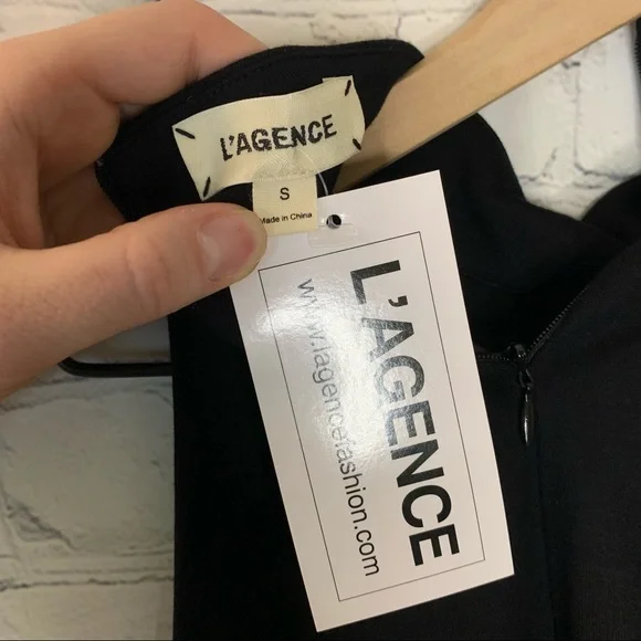 L’AGENCE Sasha Ponte Cold Shoulder Top Black Size Small NWT
